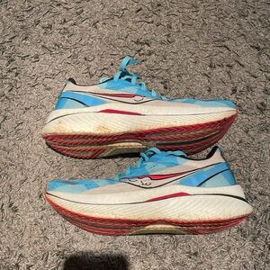 Saucony endorphin speed 3 Chicago